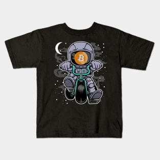 Astronaut BitCoin BTC To The Moon Crypto Token Cryptocurrency Wallet Birthday Gift For Men Women Kids Kids T-Shirt